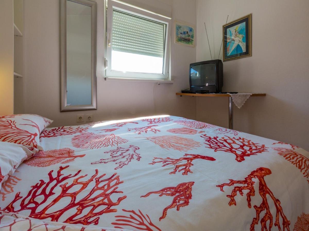 Apartments Ani 茨里克韦尼察 外观 照片